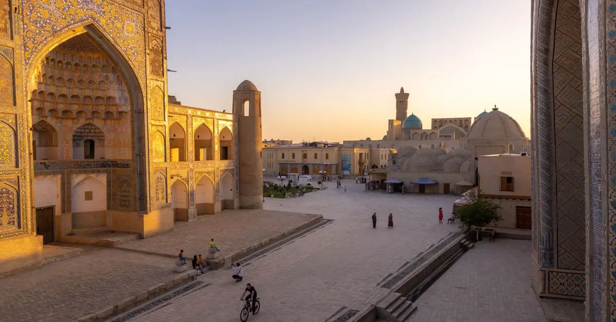 À la Découverte de l'Ouzbékistan : Histoire et Culture à Explorer