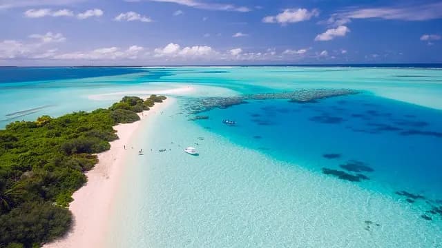 Top 7 des Pays à Découvrir Pour Échapper au Tourisme de Masse