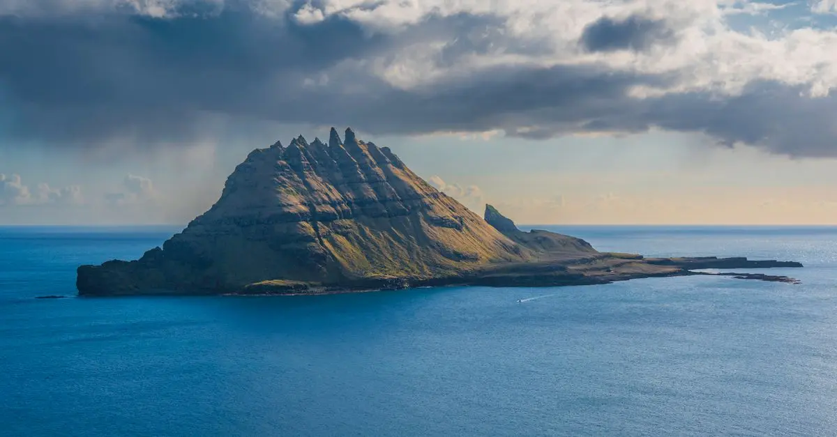 Top 7 des Destinations Méconnues à Visiter Absolument