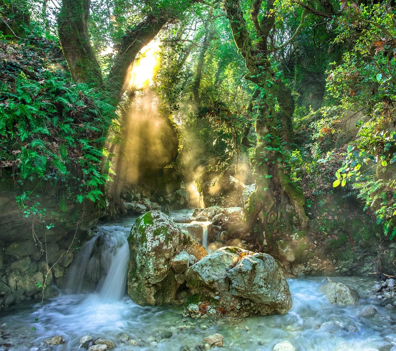 5 Destinations Inconnues à Explorer pour un Voyage Unique